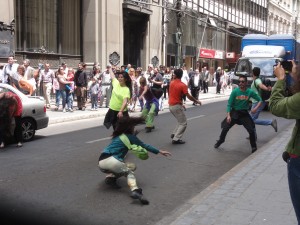 danseurs dans la rue