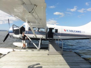 notre hydravion et sa charmante pilote