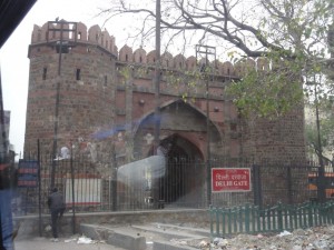 l'une des portes de Dehli