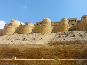 la forteresse vue de l'extérieur