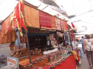 boutique avant d'arriver au temple