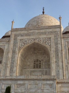 l'une des faces du Taj mahal